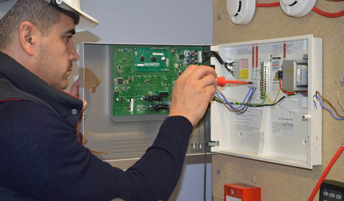 Instalaciones Eléctricas
